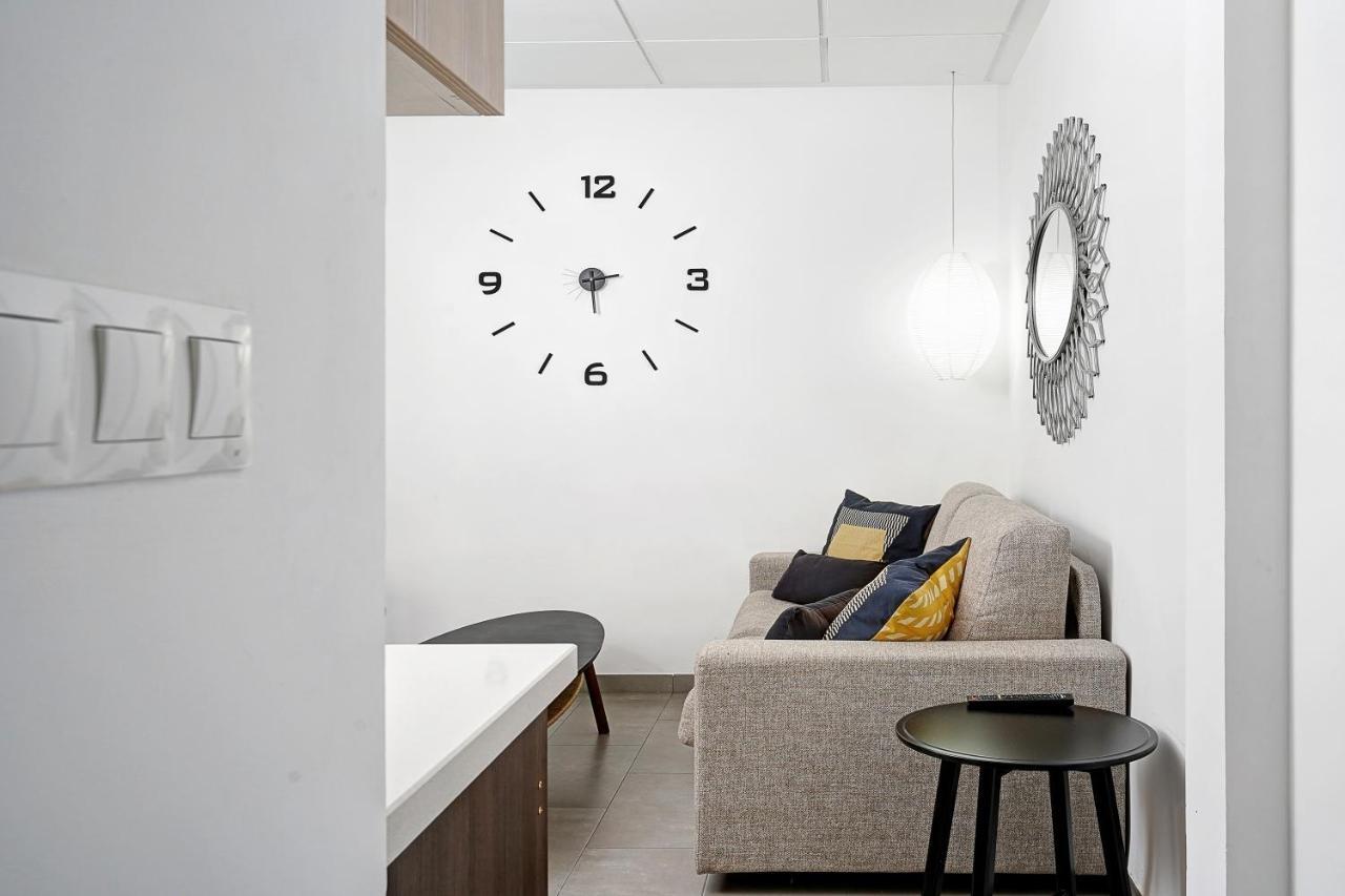 Superior Apartment,1126872201:JPEG