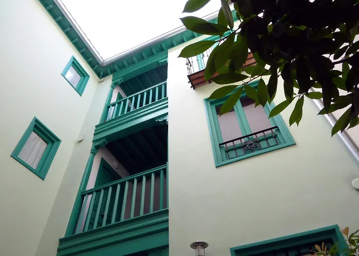 Laurel Suites s